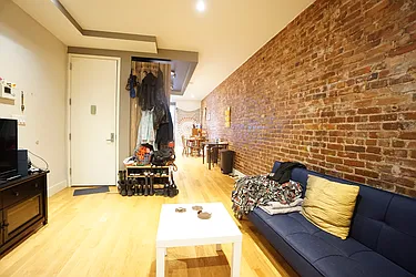 Rented by Rennit Inc.
