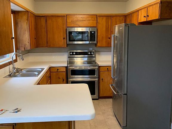 4th image of 2130 E 16th St