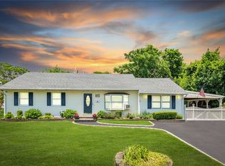 51 Minnesota Ave, Bay Shore, NY 11706