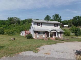 151 Thompson Dr, Greenville, SC 29607