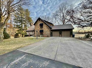 7945 Shaw Rd, Belvidere, IL 61008