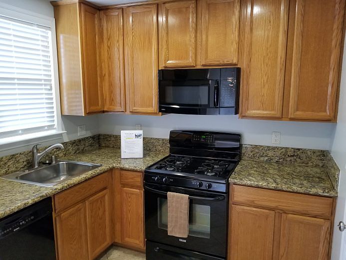 2nd image of 708 Hudson St #708