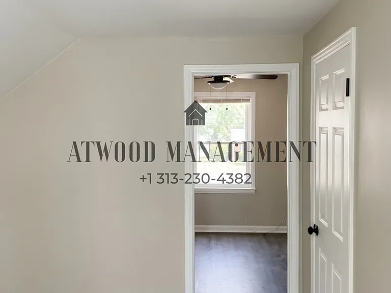 9078 Minock St — Photo 6