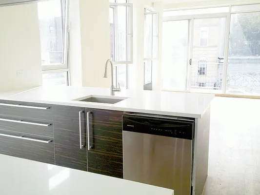 Rented by RUinSTYLE Properties | media 35