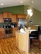 5th image of 933 36th Ave W