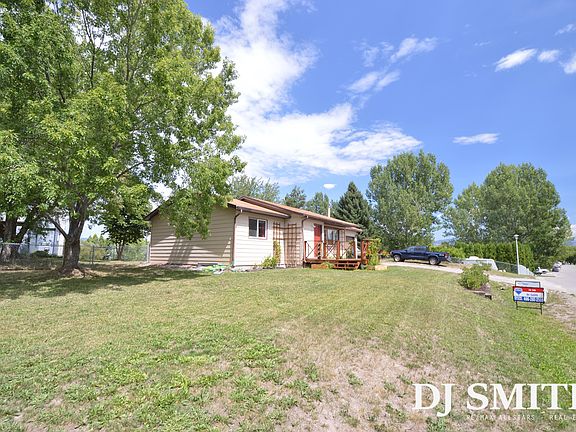 3rd image of 2210 Quail Dr