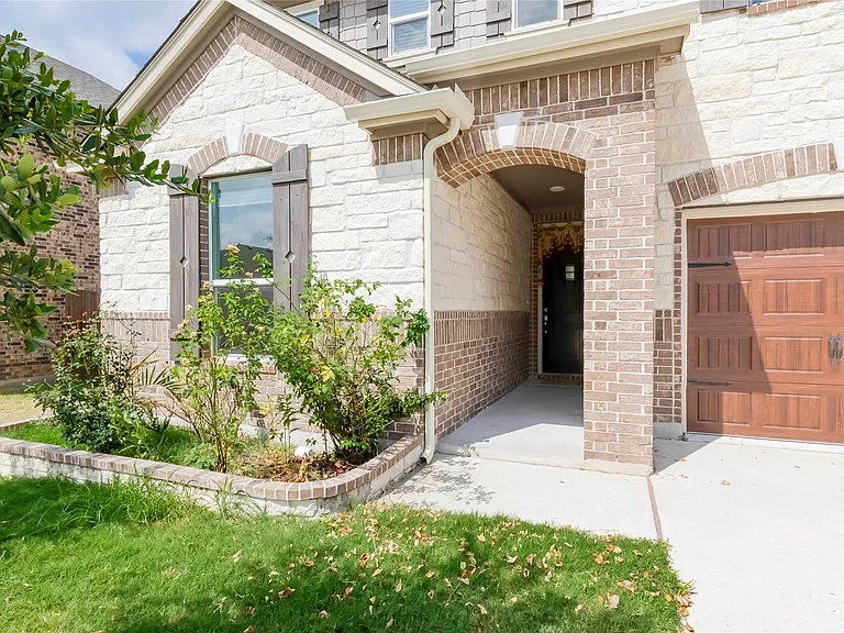 3712 Forino Dr — Photo 4