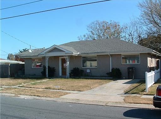 2nd image of 2313 Fazzio Rd