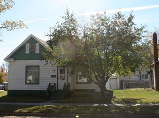 1101 4th Ave N, Grand Forks, ND 58203