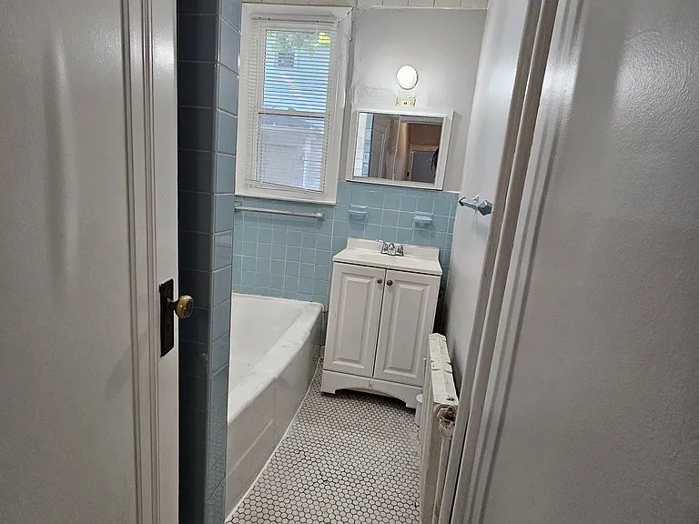 117 W Main St #2 — Photo 7