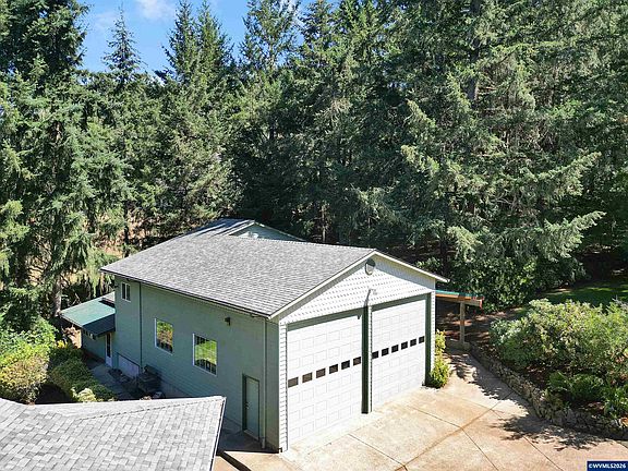 4th image of 6135 Skyline Rd S