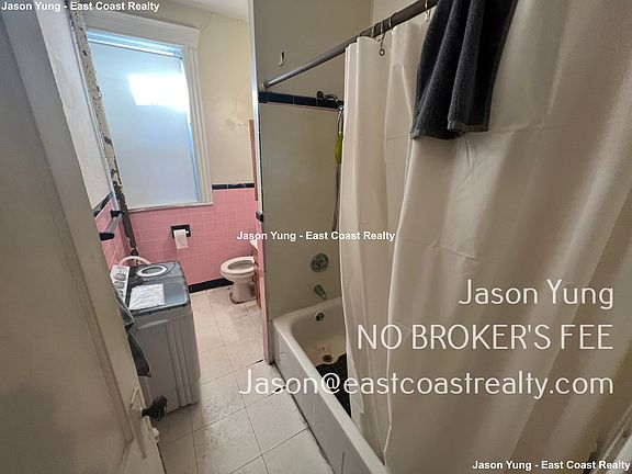 3rd image of 360 Riverway #368-17