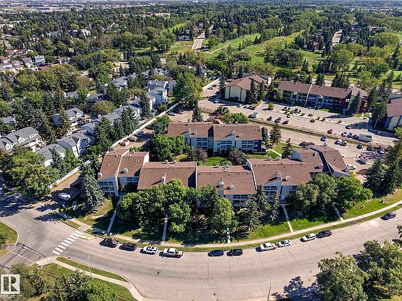 3rd image of 316 Woodbridge Way #104
