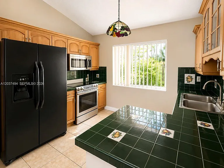2812 NW 55th Ave #2A — Photo 45