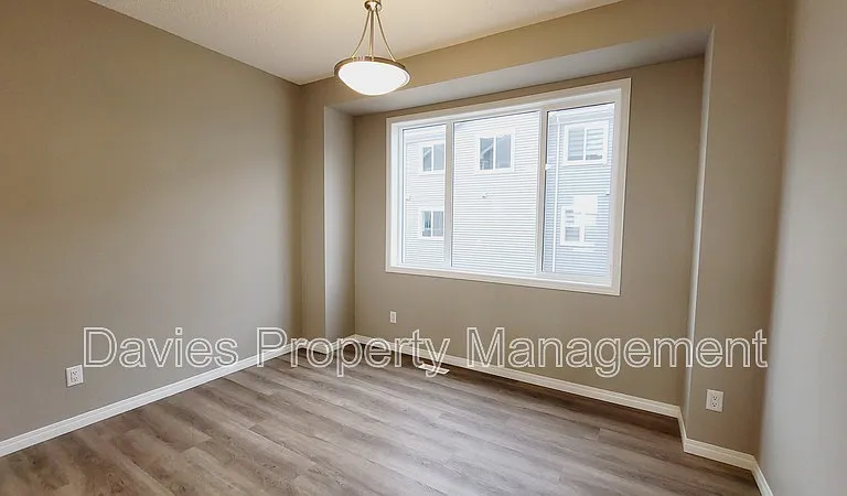 2072 Wonnacott Way SW #82 — Photo 4