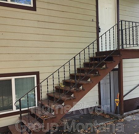 2nd image of 1528 1/2 S Catlin St APT A