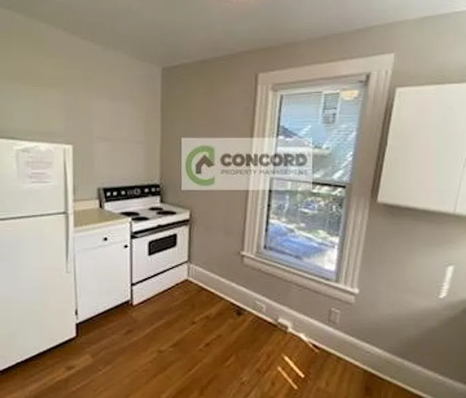 127 S Mendenhall St #1 — Photo 6