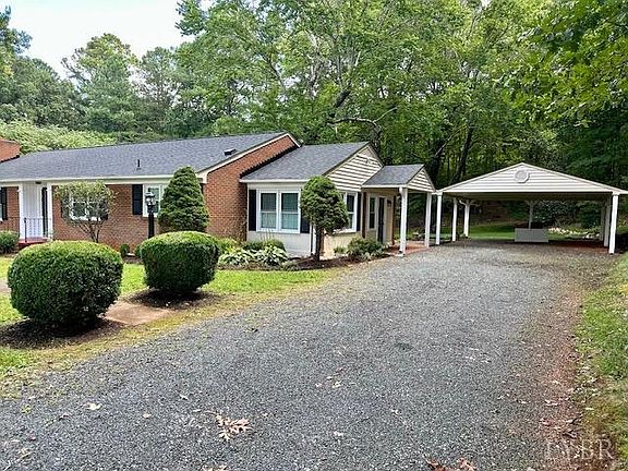 2nd image of 190 Lonesome Pine Ln