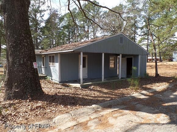 2nd image of 820 Yates Cir