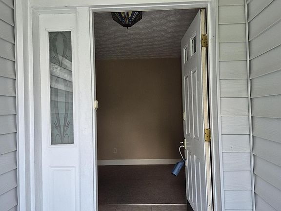 3rd image of 6760 MARION Court S
