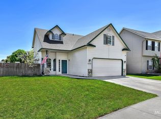 7729 Prism Ct, Nampa, ID 83687