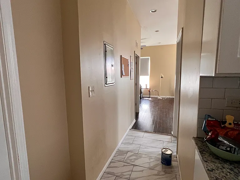211 S Campbell Ave #2 — Photo 11