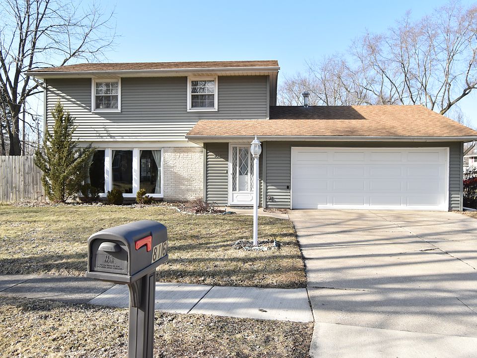 1st image of 816 W 67th Ln