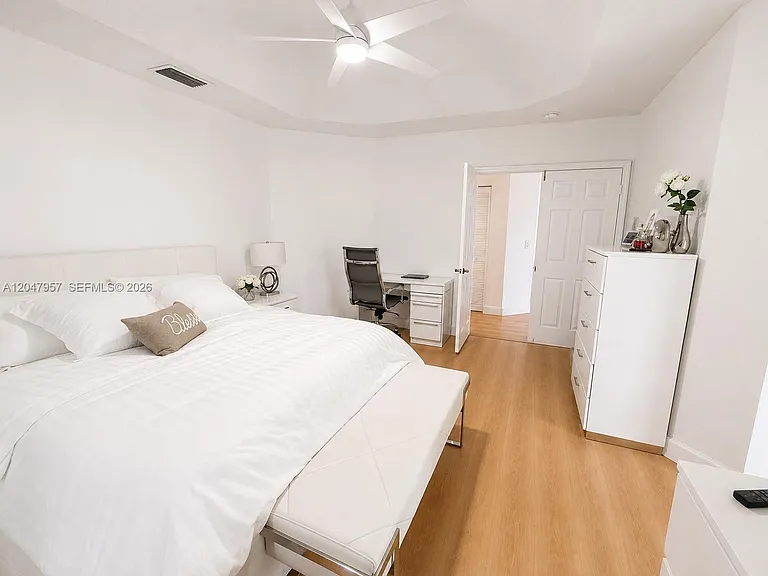 11264 NW 58th Ter — Photo 15