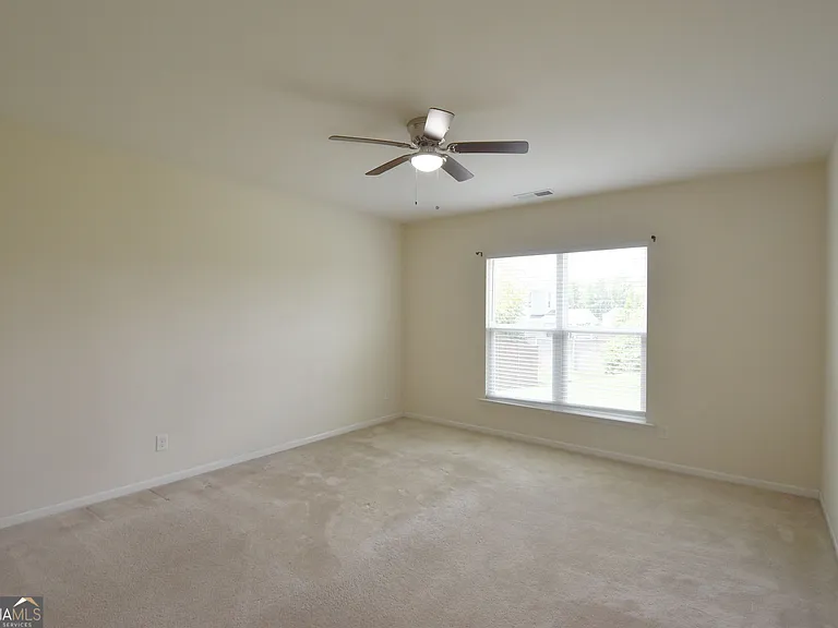 421 Southbridge Pass — Photo 29