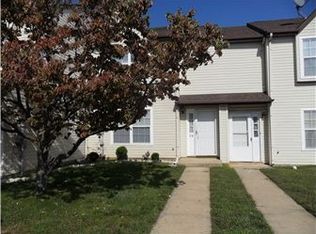 14 Ross Ct, Newark, DE 19702