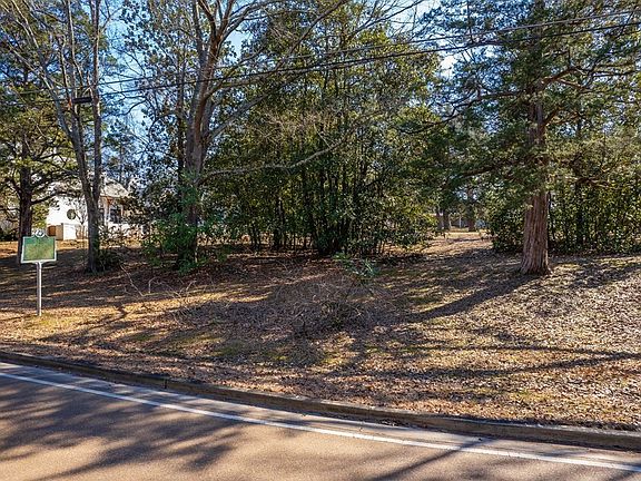 2nd image of 912&914 Old Taylor Rd