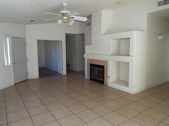 4th image of 2239 W Frostwood Ln