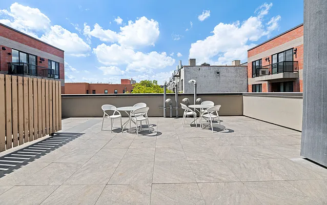 Rented by Living New York | media 45