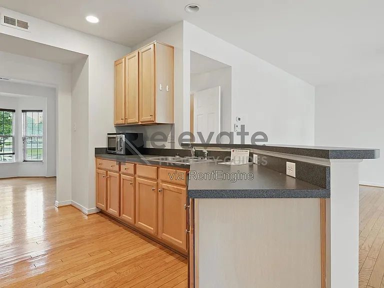 4321 Meredith Creek Dr — Photo 10