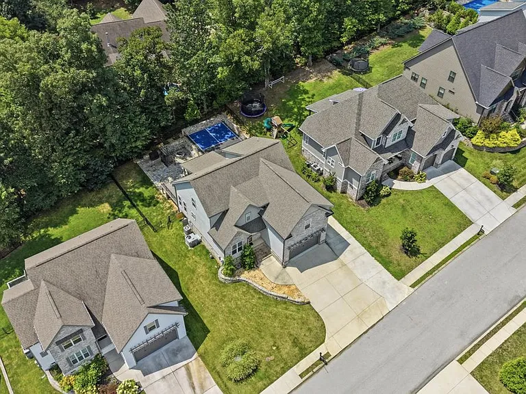 9202 White Ash Dr — Photo 41
