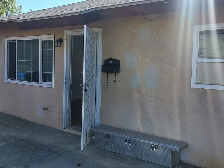 230 S Azusa Ave #2 — Photo 2