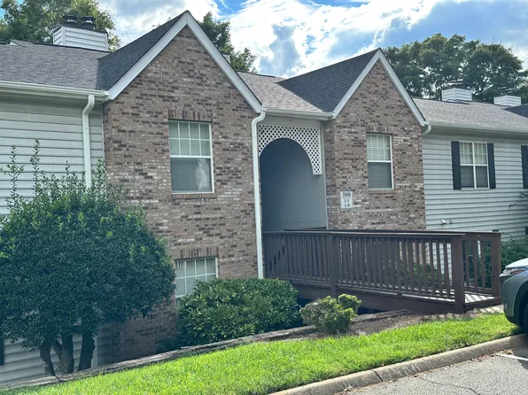 3800 Old Rosebud Ct APT F, Clemmons, NC 27012