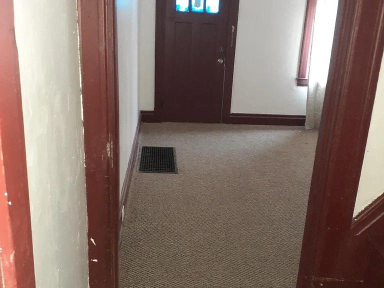 14 Edith Pl — Photo 1