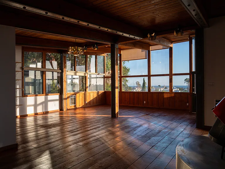 2428 Beverly Ave #A — Photo 3