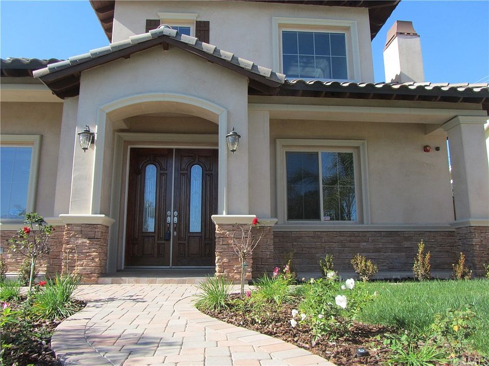 1st image of 3715 Ellis Ln