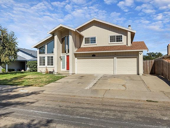 3rd image of 9708 Enchantment Ln