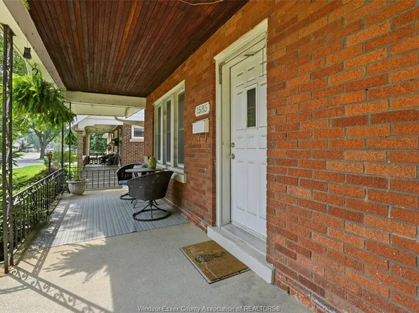 1585 Pillette Rd, Windsor, ON N8Y 3C3