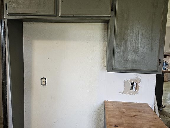 4th image of 614 Lisa Ln