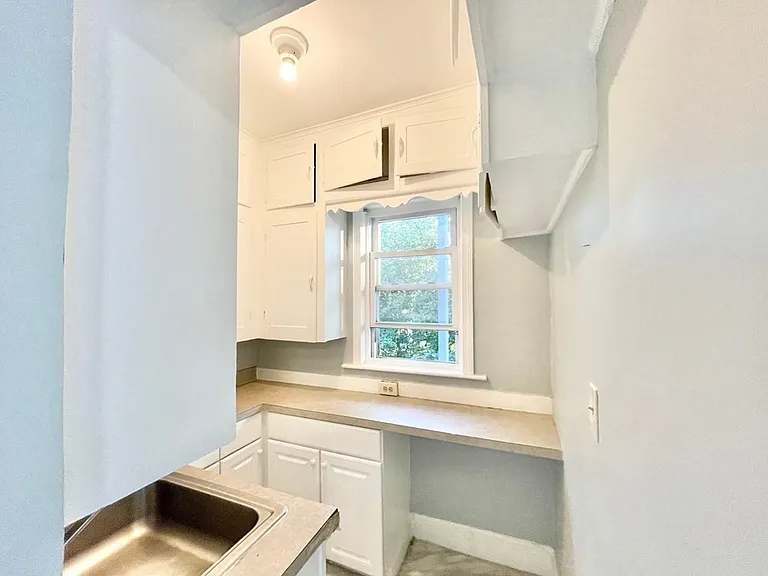 37 Hamilton St #2 — Photo 12