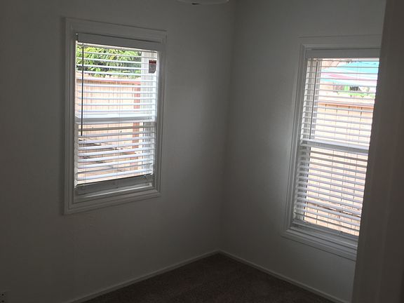 1 of the two bedroom, they look the same