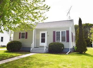 229 N 3rd St, Algoma, WI 54201