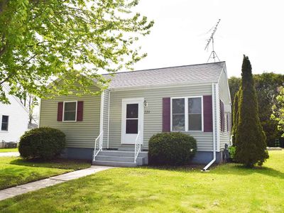 229 N 3rd St, Algoma, WI, 54201