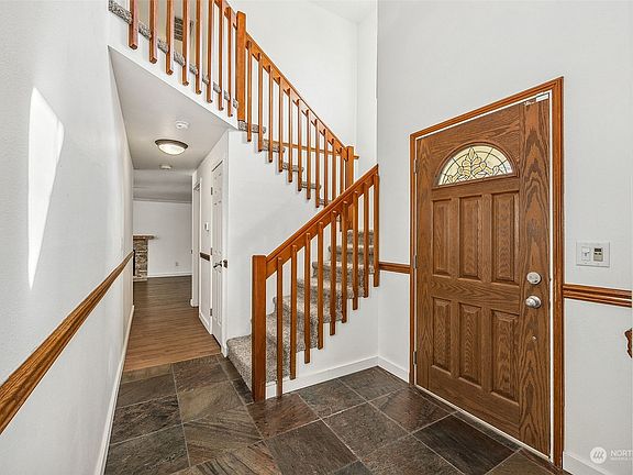 4th image of 903 54th Street SE