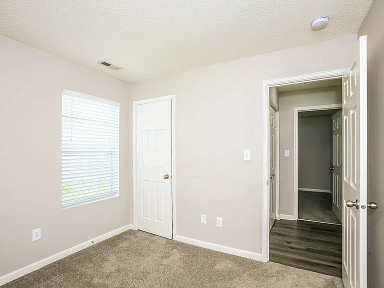 5614 Sweet River Dr — Photo 12