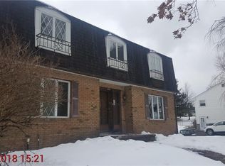 127 High Meadows Rd, Walden, NY 12586